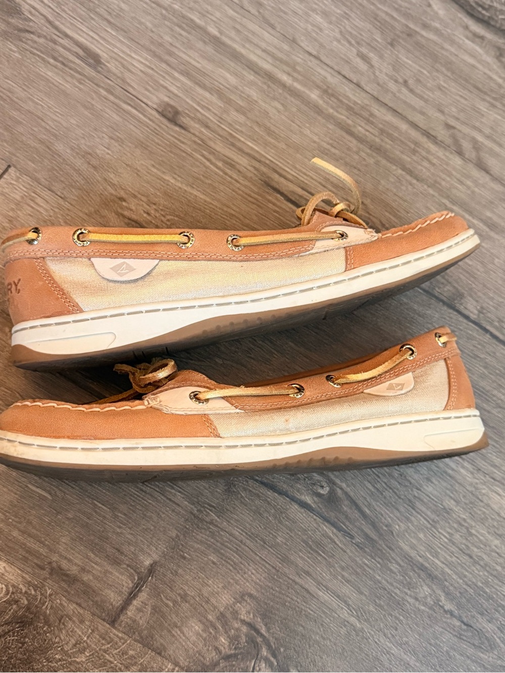 Sperry Tan and Light Beige w/ gold Leather-Canvas Boat Shoes size 9 - Picture 3 of 7